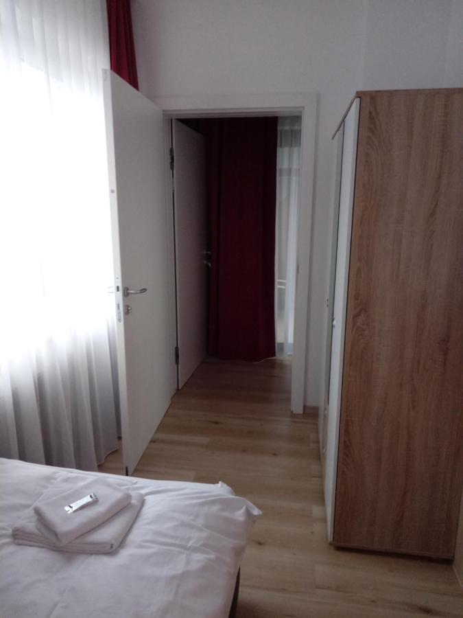 Hotel Restaurant Schwartz Neusiedl am Steinfelde المظهر الخارجي الصورة